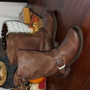 Frye Brown Boots Leather New